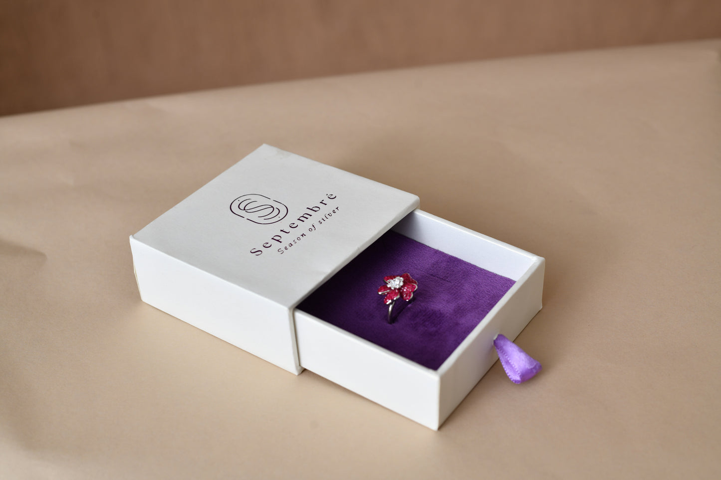 Silver Ruby Root